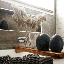 Load image into Gallery viewer, Hand-made sculptural artisan candles