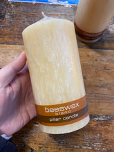 Load image into Gallery viewer, Beeswax blend candles